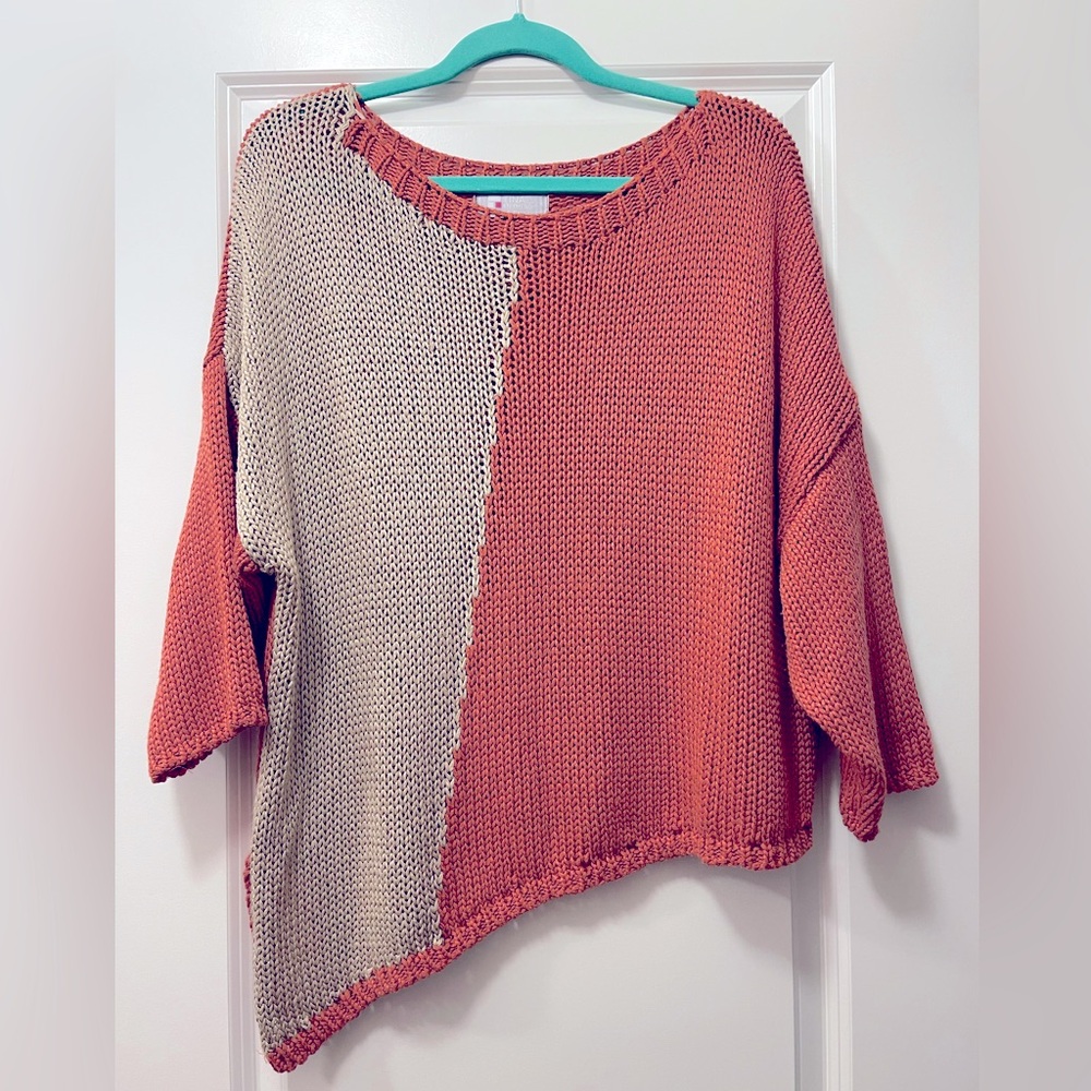 Tina Stephens Made in Italy sweater in brownish orange/tan color, size S.